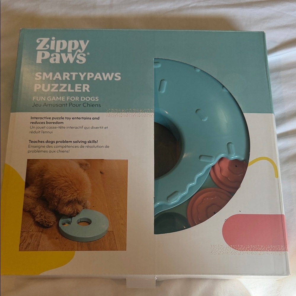 ZippyPaws SmartyPaws Interactive Dog Toy - Blue and Pink